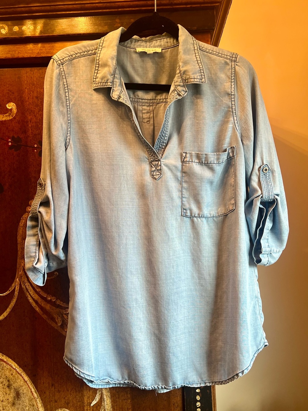 Skies Are Blue Light Chambray V-Neck Tunic in Light Blue